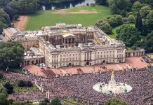 The Most Luxurious Homes In Europe glass partition wall Malaysia