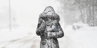 Carrying the Asian Streetwear Theme in the Middle of the European Winter Asian streetwear